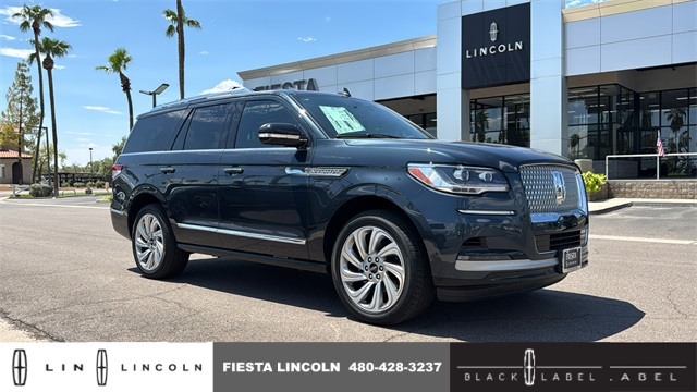 2024 Lincoln Navigator Premiere