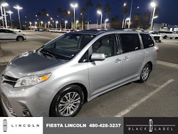 2018 Toyota Sienna XLE