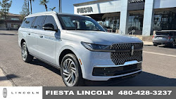 2025 Lincoln Navigator L Reserve