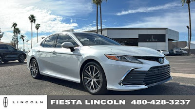 2022 Toyota Camry Hybrid