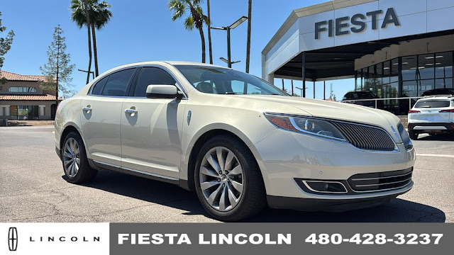 2016 Lincoln MKS Base
